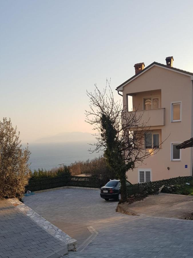 אופטיה Apartments Baricevic מראה חיצוני תמונה
