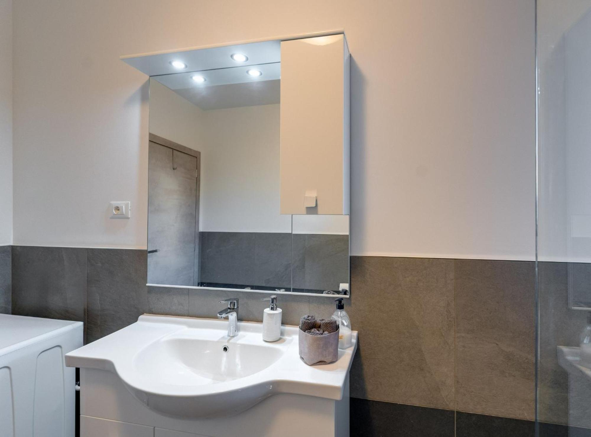 אופטיה Apartments Baricevic מראה חיצוני תמונה
