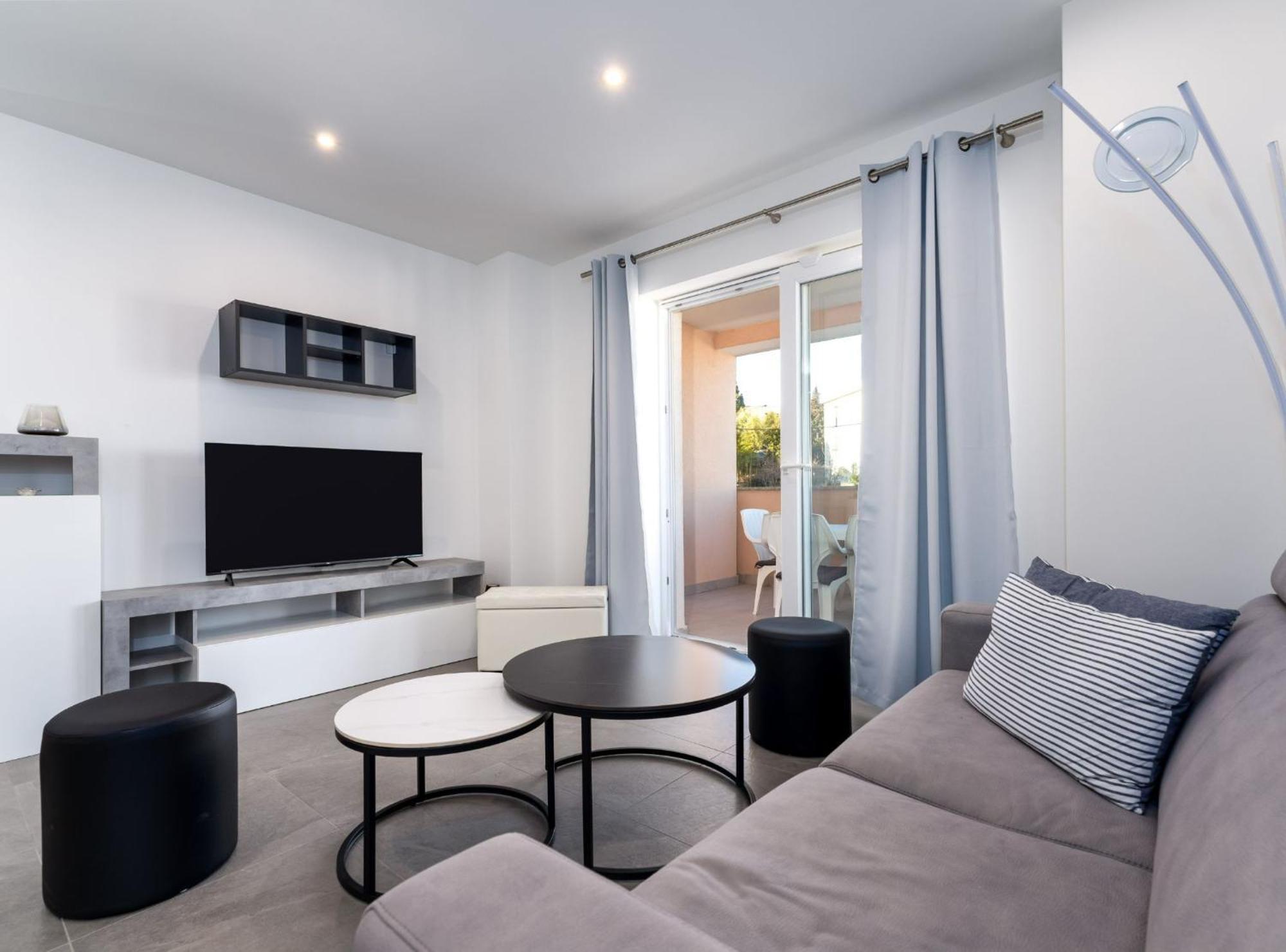 אופטיה Apartments Baricevic מראה חיצוני תמונה